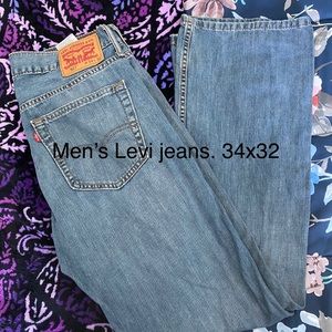 Men’s Levi jeans